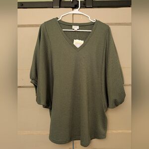 Lularoe Women's Dark Green Short Sleeve Renee Top XS